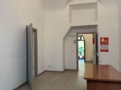 Negozio/Locale commerciale in Commerciale