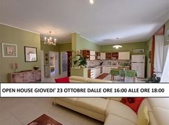 Casa Bi/Trifamiliare in Residenziale