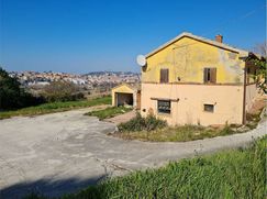 Rustico/Casale in Residenziale