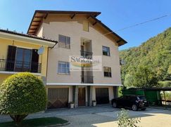 Casa Bi/Trifamiliare in Residenziale