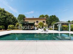 Villa in Residenziale
