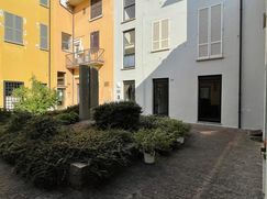 Negozio/Locale commerciale in Commerciale