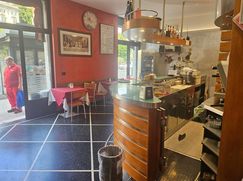 Negozio/Locale commerciale in Commerciale