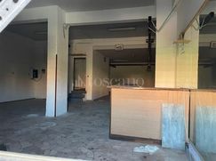 Negozio/Locale commerciale in Commerciale