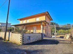 Villa in Residenziale