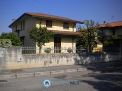 Casa indipendente in Residenziale