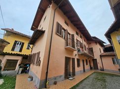 Casa Bi/Trifamiliare in Residenziale