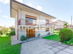 Casa indipendente in Residenziale