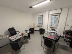 Ufficio in Commerciale