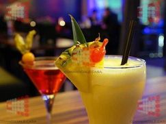 Attività/Licenza (con o senza mura) in Commerciale