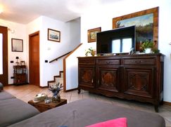 Casa Bi/Trifamiliare in Residenziale