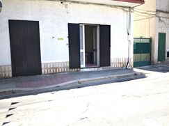 Negozio/Locale commerciale in Commerciale