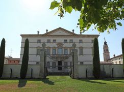 Edificio in Residenziale