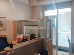 Ufficio in Commerciale