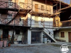 Casa Bi/Trifamiliare in Residenziale