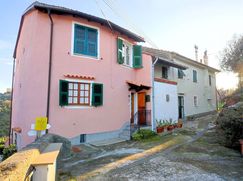 Casa Bi/Trifamiliare in Residenziale