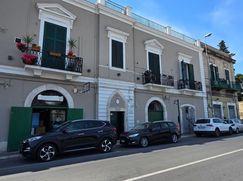 Negozio/Locale commerciale in Commerciale