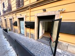 Negozio/Locale commerciale in Commerciale