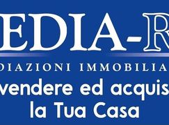 Negozio/Locale commerciale in Commerciale