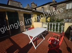 Casa Bi/Trifamiliare in Residenziale