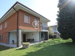 Villa in Residenziale