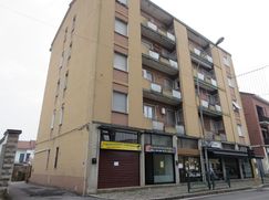 Negozio/Locale commerciale in Commerciale