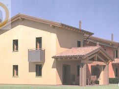 Casa Bi/Trifamiliare in Residenziale