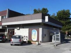 Negozio/Locale commerciale in Commerciale