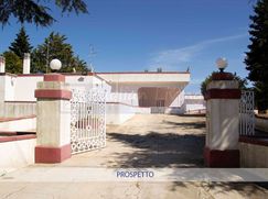 Casa Bi/Trifamiliare in Residenziale