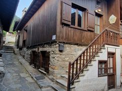 Casa Bi/Trifamiliare in Residenziale