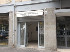 Negozio/Locale commerciale in Commerciale