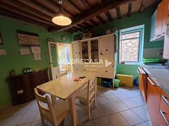 Casa Bi/Trifamiliare in Residenziale
