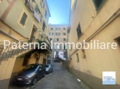 Negozio/Locale commerciale in Commerciale