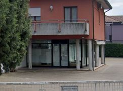 Negozio/Locale commerciale in Commerciale