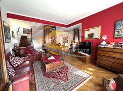 Casa Bi/Trifamiliare in Residenziale