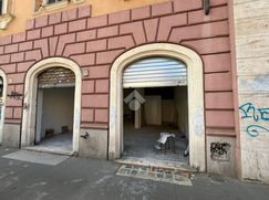 Negozio/Locale commerciale in Commerciale
