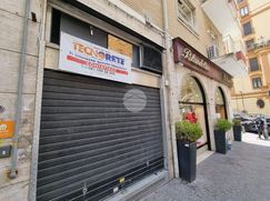 Negozio/Locale commerciale in Commerciale