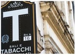 Attività/Licenza (con o senza mura) in Commerciale