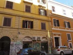 Negozio/Locale commerciale in Commerciale