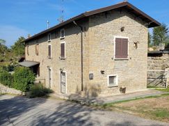 Casa Bi/Trifamiliare in Residenziale