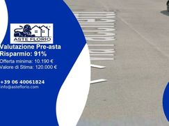 Box/posto auto in Residenziale