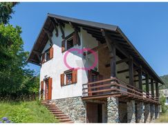 Casa Bi/Trifamiliare in Residenziale