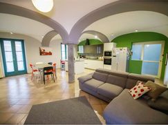 Casa Bi/Trifamiliare in Residenziale