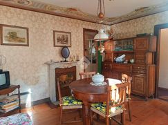 Casa Bi/Trifamiliare in Residenziale