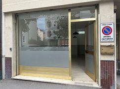 Negozio/Locale commerciale in Commerciale