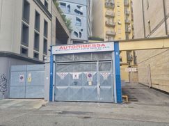 Negozio/Locale commerciale in Commerciale
