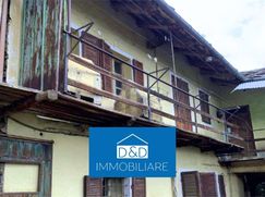 Casa Bi/Trifamiliare in Residenziale