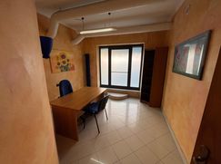 Negozio/Locale commerciale in Commerciale