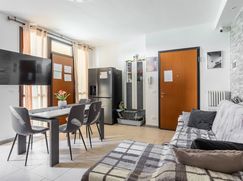 Casa Bi/Trifamiliare in Residenziale
