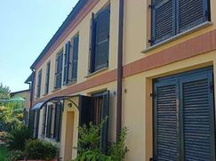 Casa Bi/Trifamiliare in Residenziale